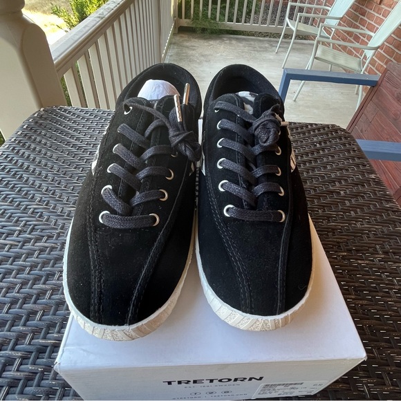 Black-and-white zebra print, fashion sneakers from Sweden.  ladies size 11 - Picture 4 of 10